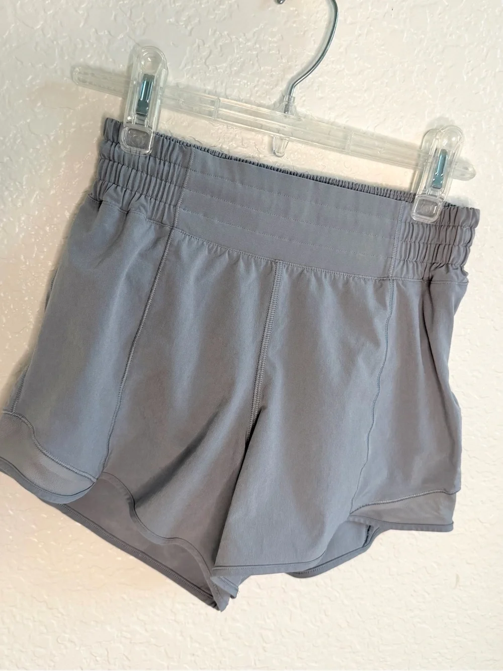 Lululemon Hotty Hot Gray High Rise Lined Shorts Size 2